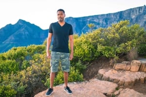 Cape Town: Hike Lion's Head with a Content Creator