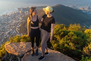 Cape Town: Hike Lion's Head with a Content Creator