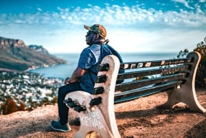 Cape Town: Hike Lion's Head with a Content Creator