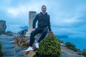 Cape Town: Hike Lion's Head with a Content Creator