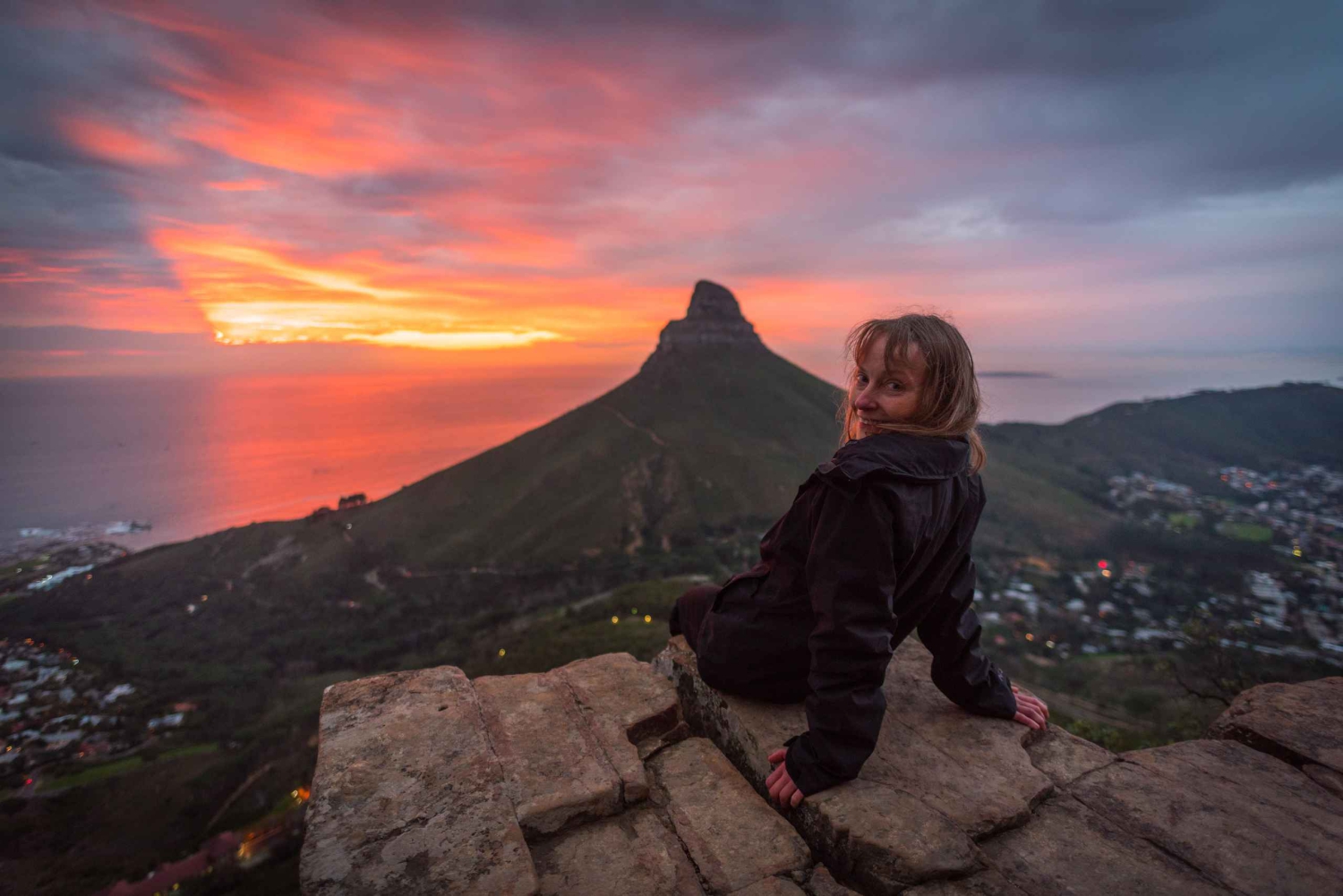 Cape Town: Lion's Head Hiking Experience