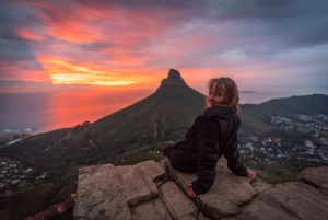 Cape Town: Lion's Head Hiking Experience