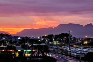 Cape Town: Lion's Head Sunrise or Sunset Hike & Stargazing