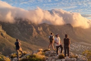 Kapkaupunki: Lion's Head Sunrise & Sunset Guided Hike (opastettu vaellus)