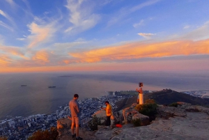 Cape Town: Lion's Head Sunset Guided Hike in French