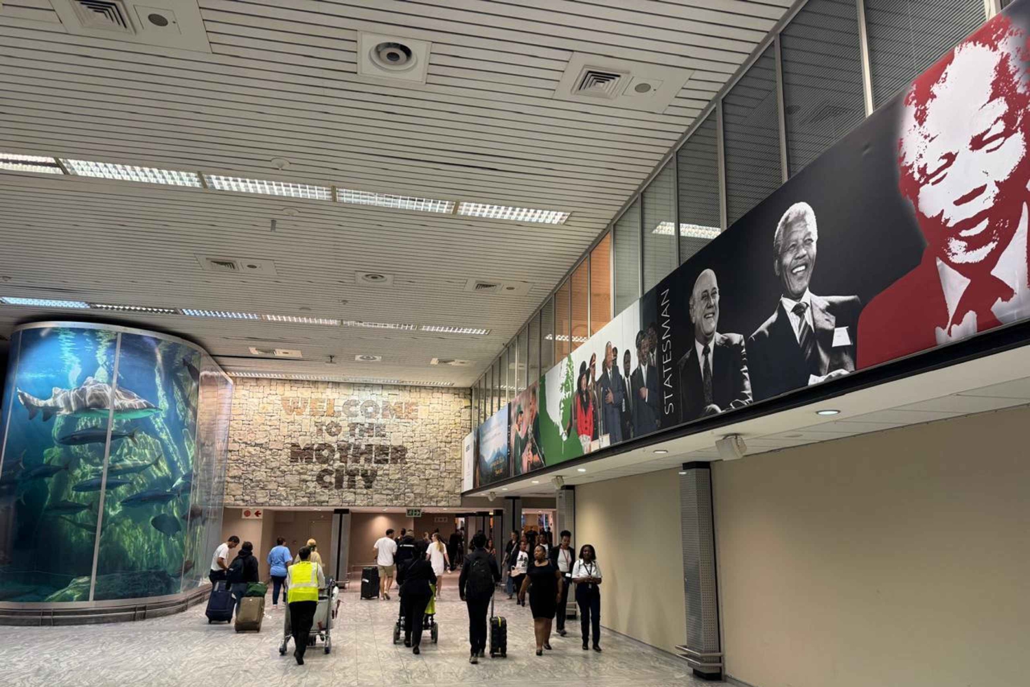 ケープタウン：プライベート片道空港送迎サービス（5つ星サービス）