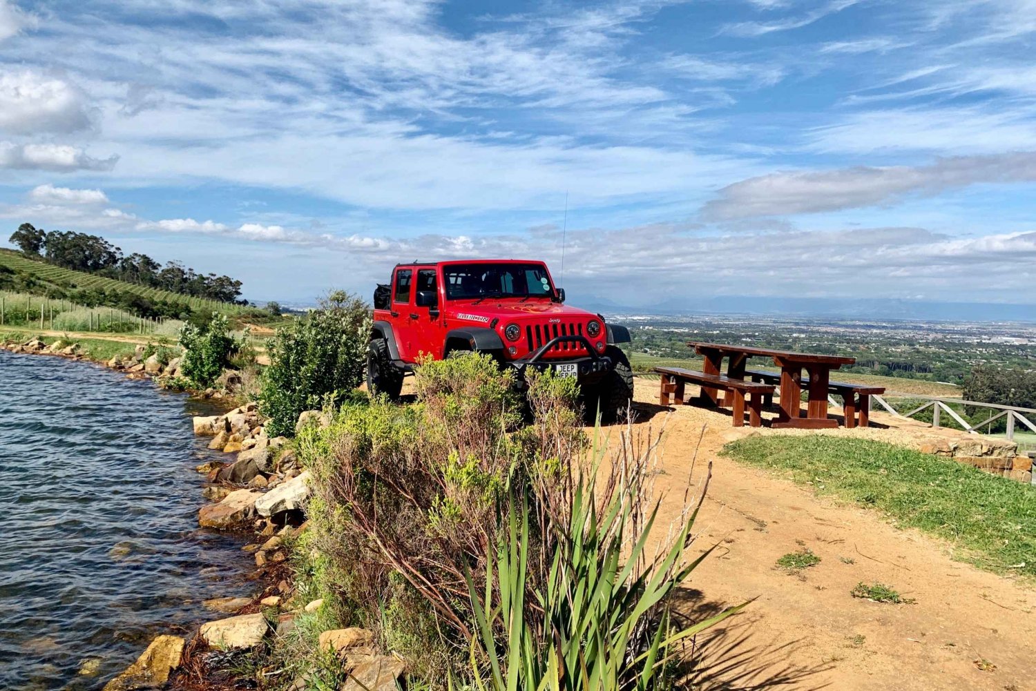 Kapstadt: Private Jeep Constantia Weintour mit Verkostungen