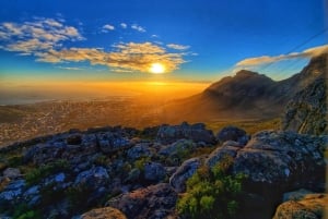 Cape Town: Private Lion's Head Sunrise & Sunset Guided Hike