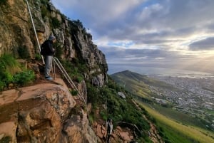 Cape Town: Private Lion's Head Sunrise & Sunset Guided Hike