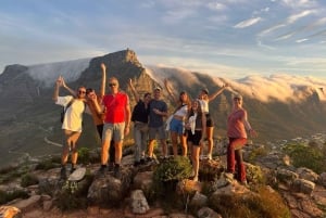 Cape Town: Private Lion's Head Sunrise & Sunset Guided Hike