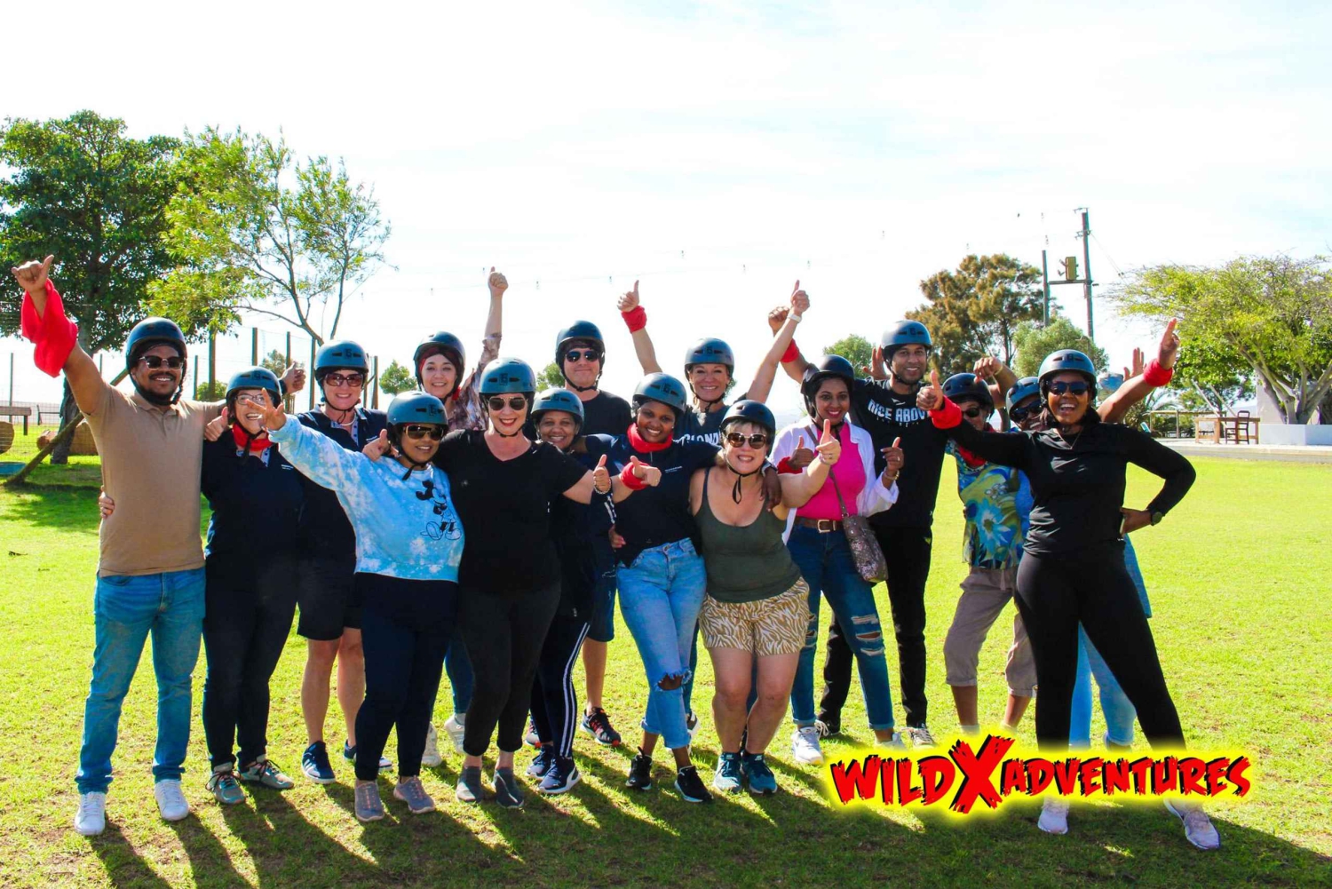 ケープタウン：ダーバンビルのダチョウ牧場でクアッドバイクの楽しいライド