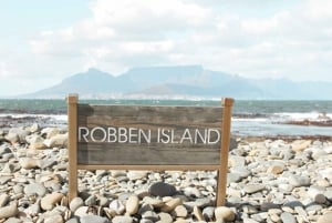 Città del Capo: Tour in traghetto di Robben Island con servizio di prelievo in hotel di 1 sola andata