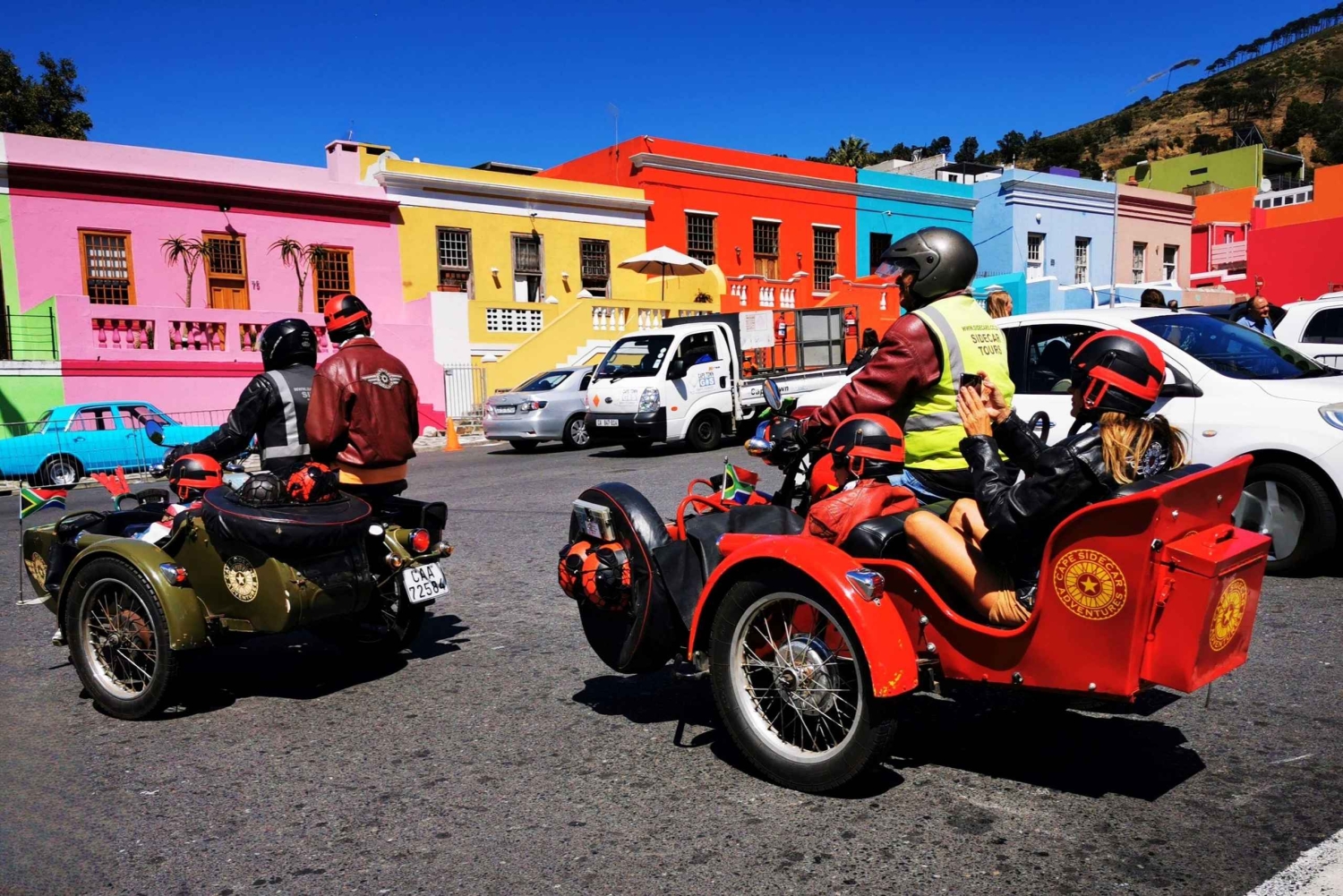 Cape Town: Sidecar Coastline Ride to Lion’s Head Sunset Hike