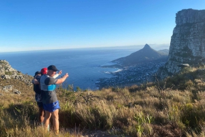 ケープタウン：テーブルマウンテン国立公園ガイド付きハイキング