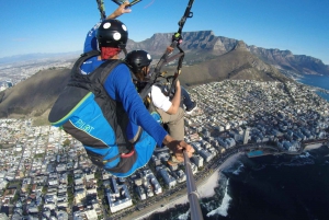 Cape Town: Table Mountain Tandem Paragliding Flight