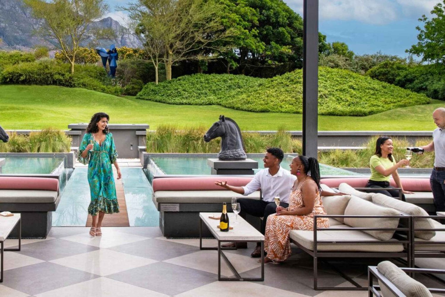 Capetown Private Wine Tour: Manor tour, cellar tour included