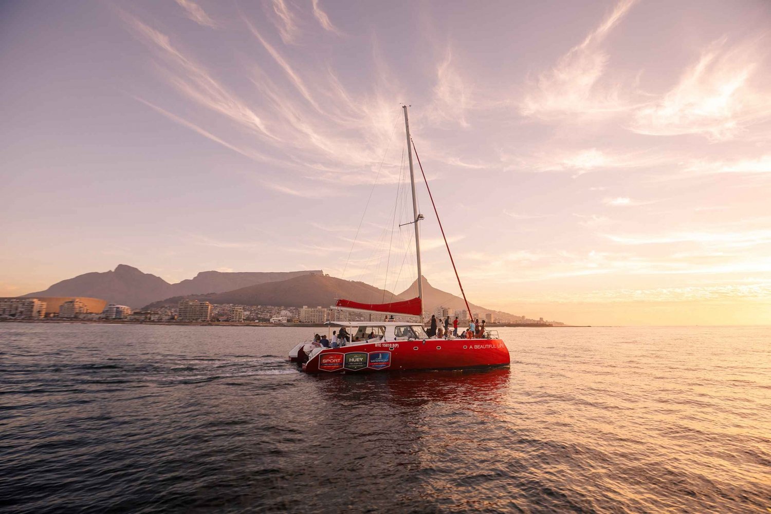 1.5-Hour Catamaran Champagne Sunset Cruise Cape Town