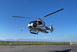 From Cape Town: Constantia Wine Region Helicopter Tour