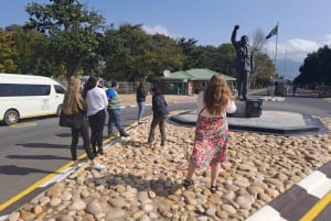 Franschhoek e Stellenbosch: tour enologico di 1 giorno