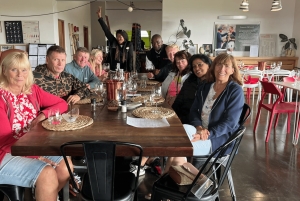 Ganztägige Weinverkostung & Straßenbahn-Abenteuer