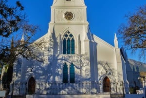 Kuuma-ilmapallo ja Cape Winelands -yksityisopastettu kierros