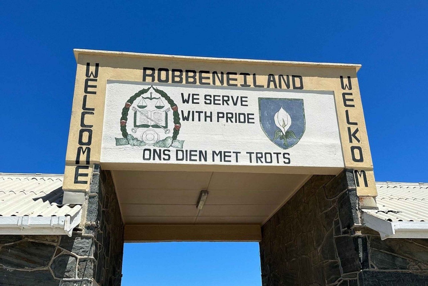 Private Full Day Tour to Robben Island and Table Mountain