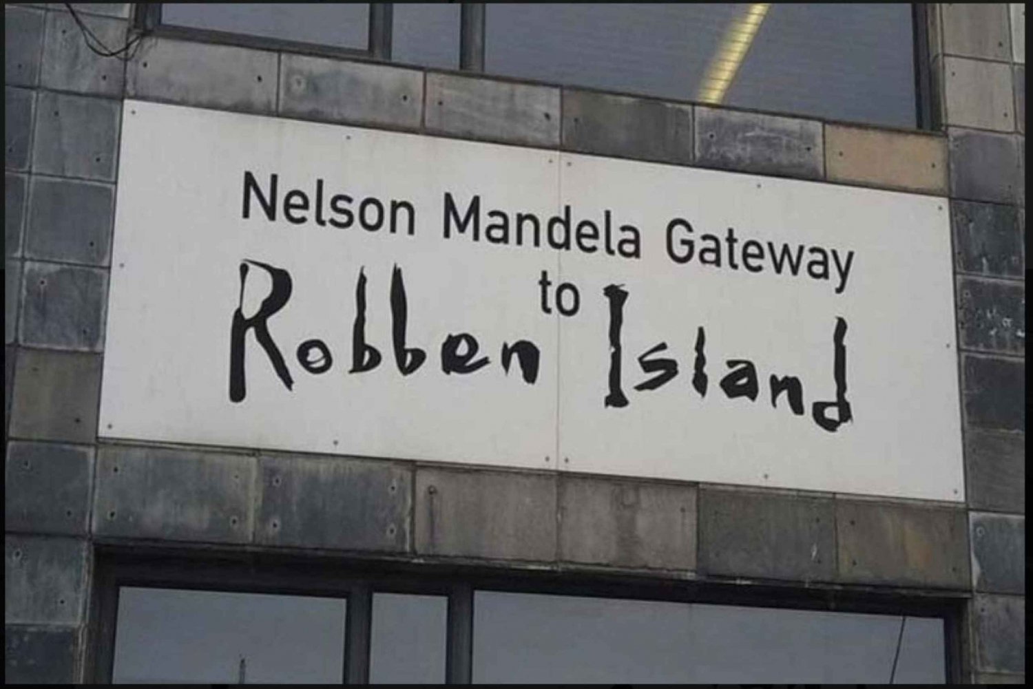 Halvdagstur til Robben Island med forhåndsbestilt billett