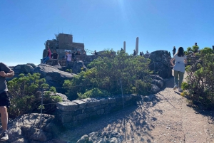 Robben Island Tour & Table Mountain guided Tour