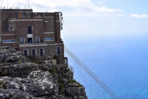 Gemeinsame und planmäßige Tafelberg Seilbahn Tour