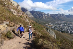 Sonnenaufgangswanderung auf dem Lion's Head