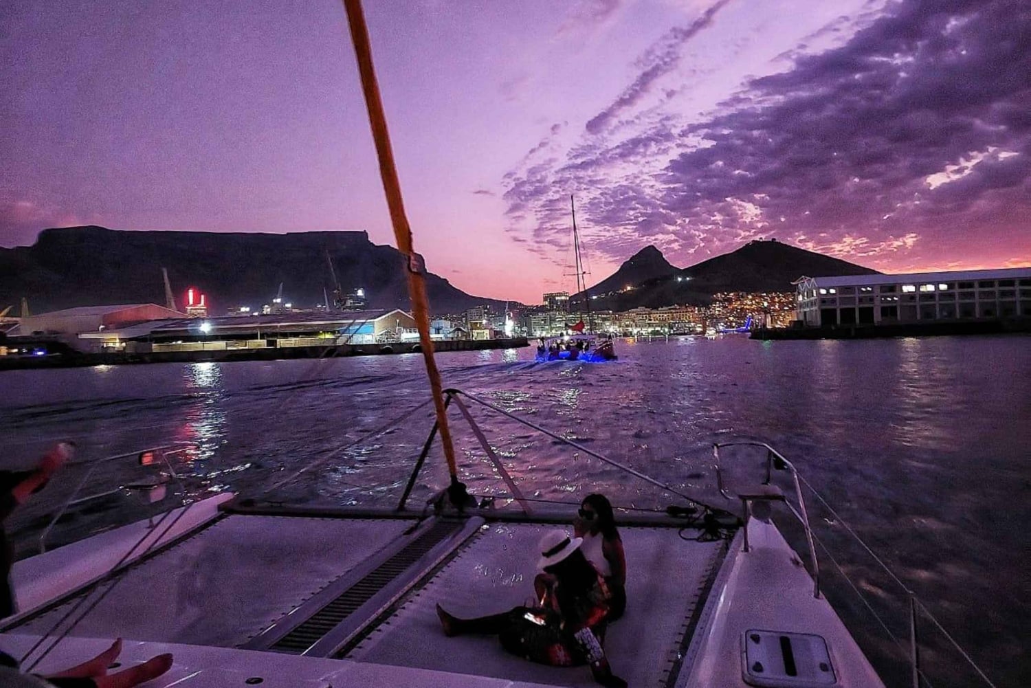 ケープタウン・クルーズのサンセットクルーズ