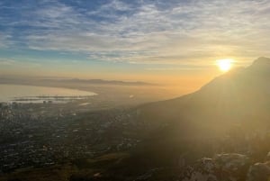 Поход на закате или восходе солнца на Львиной голове, Кейптаун