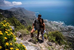 Cape Town: Table Mountain Abseil and Hike