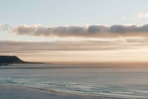 Montaña de la Mesa Playa de Boulder y Punta del Cabo