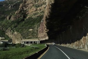 Montaña de la Mesa Playa de Boulder y Punta del Cabo