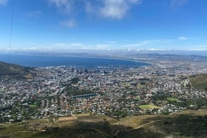Montaña de la Mesa Playa de Boulder y Punta del Cabo