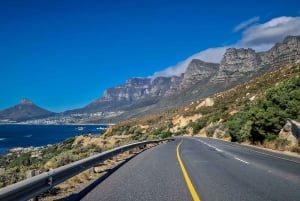 Montaña de la Mesa Playa de Boulder y Punta del Cabo