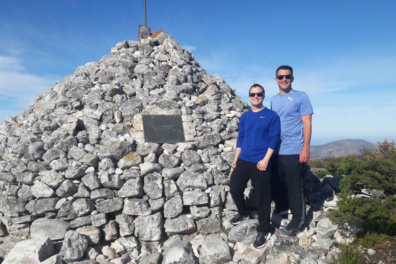 Столовая гора: поход в ущелье Платтеклип