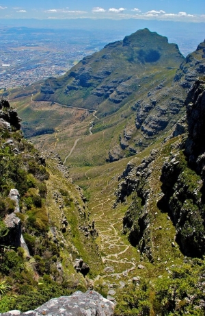 View down Platteklip Gorge © Jovan Djokic