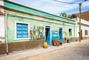 大人限定のサルのツアー、ロブスター ランチとソルトレイク付き