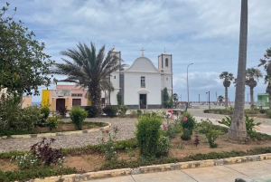 Il meglio di São Vicente e Santo Antão: tour di 2 giorni, guida, traghetto
