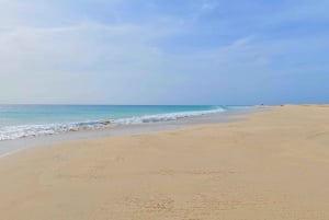 Boa vista: Beautiful beaches, turtles & Snorkel Djeu island