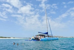 Tour en catamarán por Boa Vista: crucero por la bahía con todo incluido
