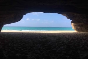 Boa Vista Island: Full-day Caves, Dunes & Santa Monica Beach