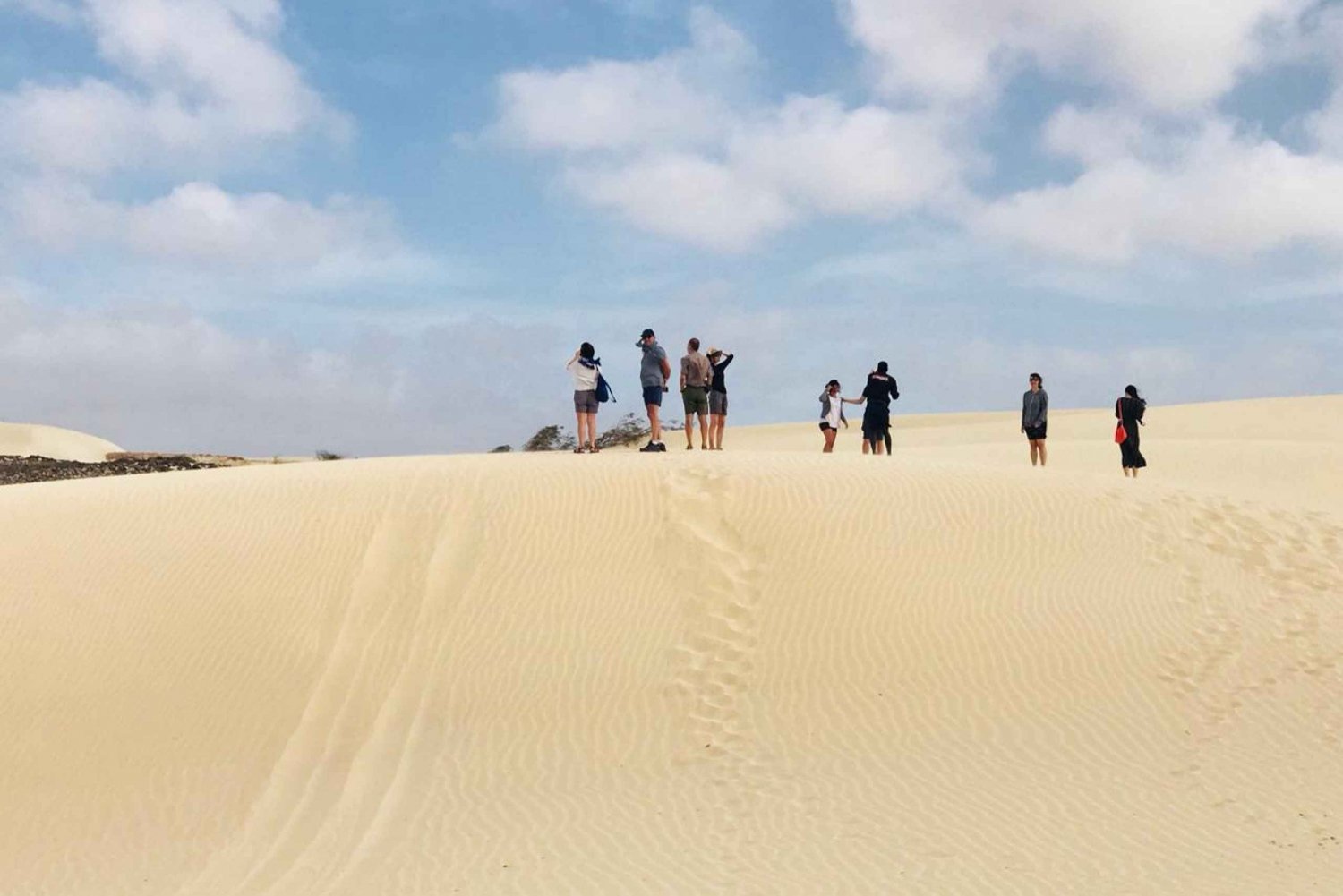 Boa Vista Island: Full-Day Wild Beaches & Viana Desert Tour
