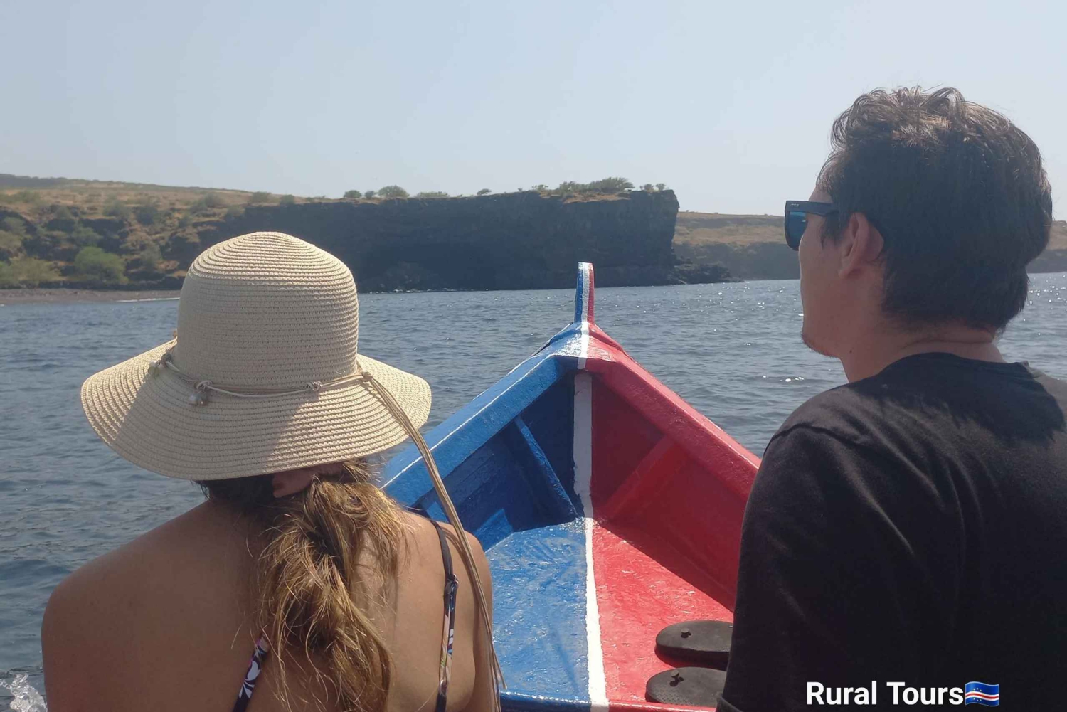 Поездка на лодке к пещере Агуас-Белас + барбекю