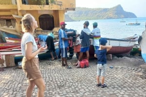 Excursion en bateau à la grotte d'Aguas Belas+Barbecue
