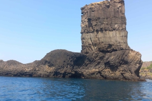 Поездка на лодке к пещере Агуас-Белас + барбекю