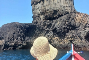 Поездка на лодке к пещере Агуас-Белас + барбекю