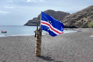 Поездка на лодке к пещере Агуас-Белас + барбекю